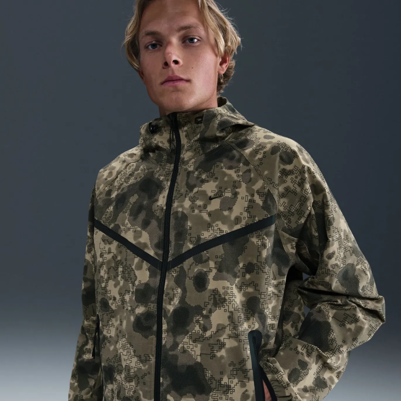 Nike Tech Sportswear Woven Trainingspak Full-Zip Camo