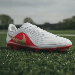 Nike Tiempo Maestro Club Gras / Kunstgras Voetbalschoenen (MG) Wit Felrood Goud