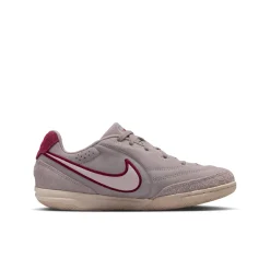 Nike Tiempo Streetgato Premium Straatvoetbalschoenen Kids Grijs Wit Bordeauxrood