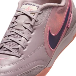 Nike Tiempo Streetgato Straatvoetbalschoenen Lichtpaars Paars Roze