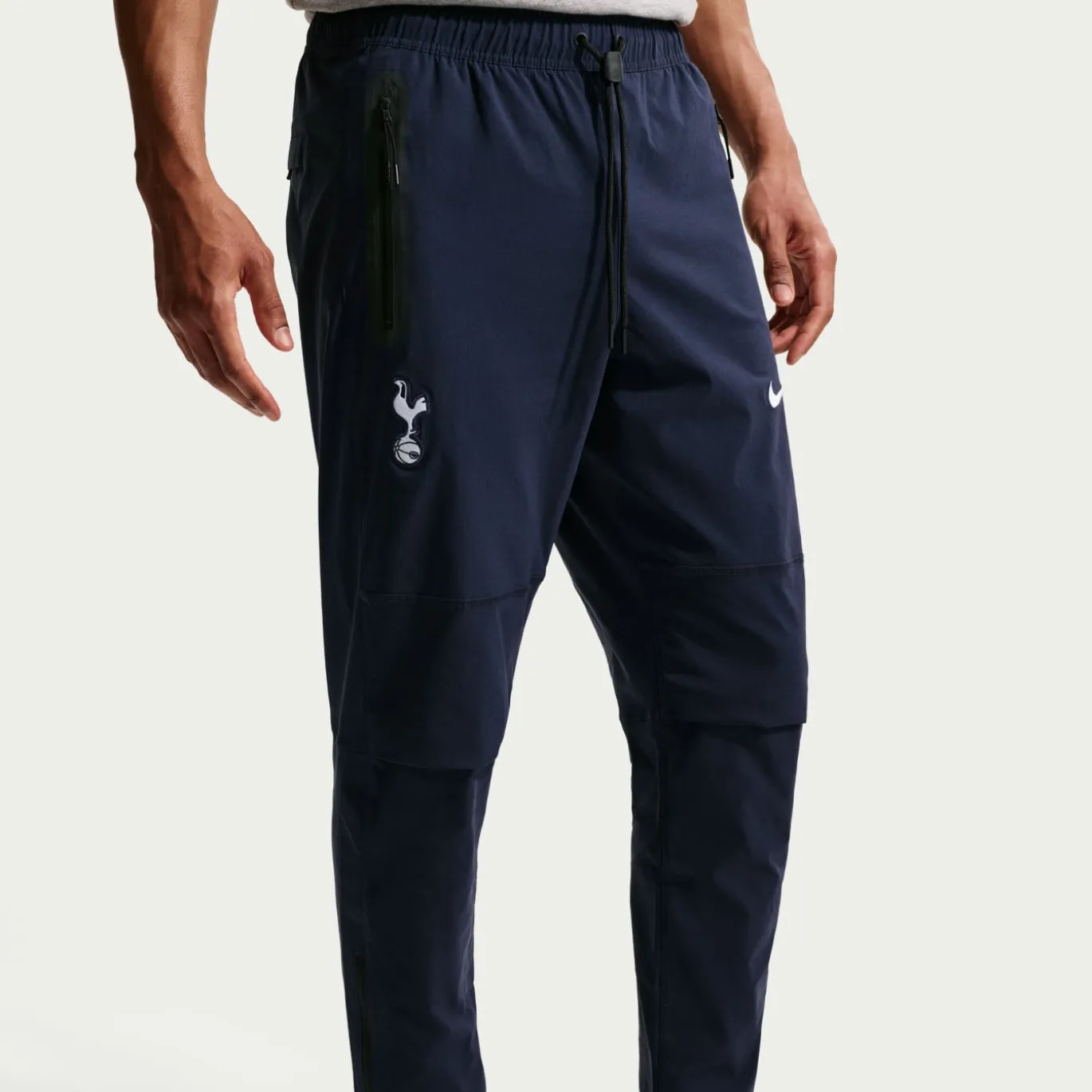 Nike Tottenham Hotspur Tech Woven Trainingsbroek 2026-2027 Donkerblauw Lichtblauw Wit