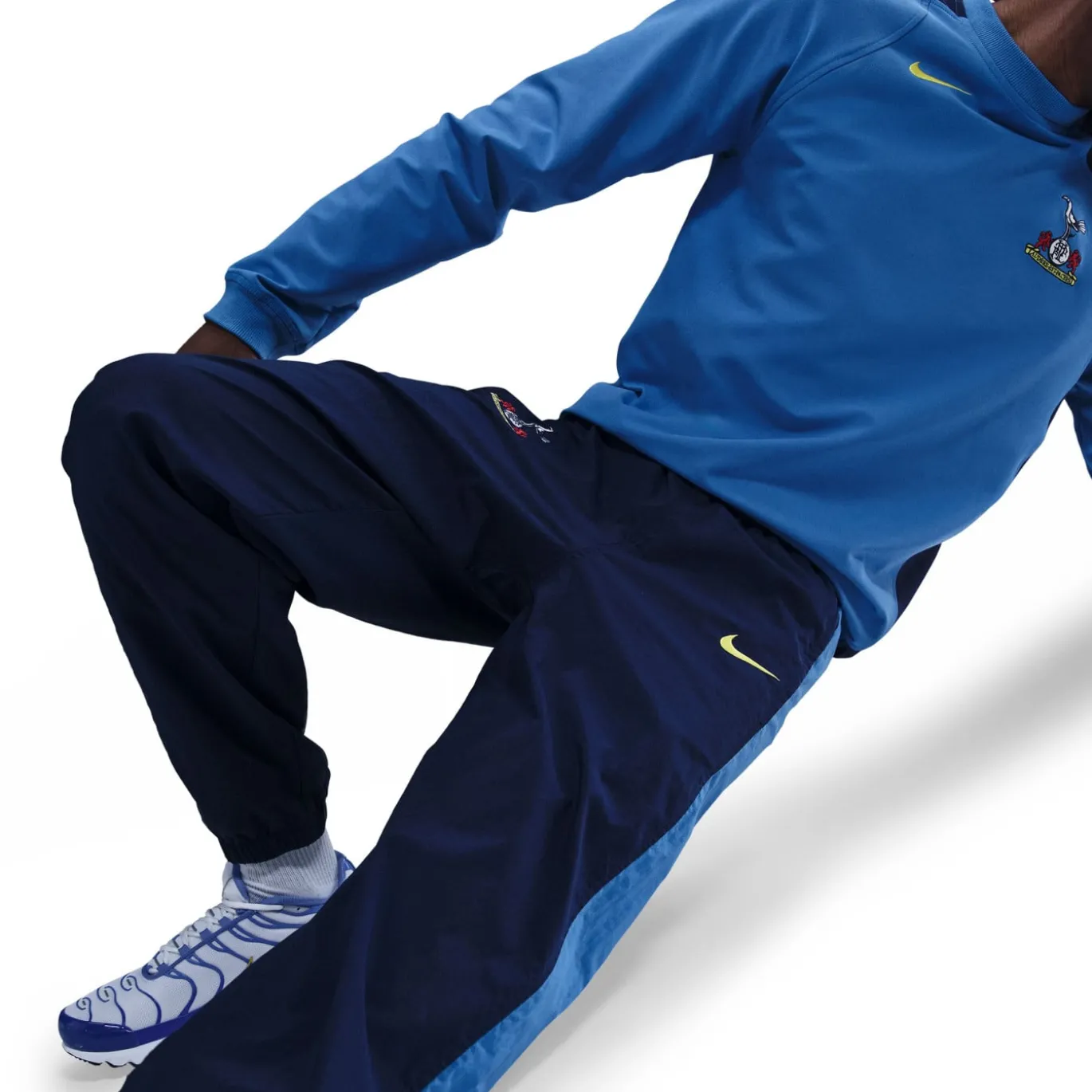 Nike Tottenham Hotspur Total 90 Crew Woven Trainingspak 2025-2026 Blauw Donkerblauw Felgeel