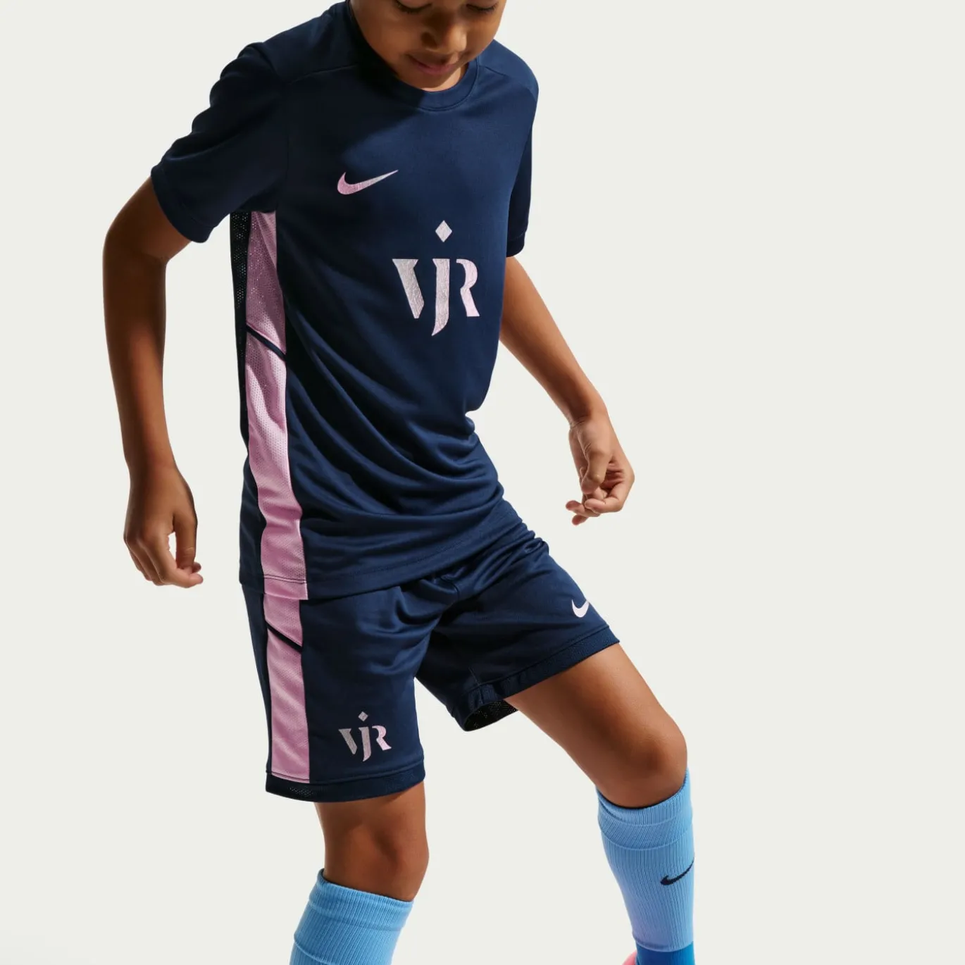 Nike Vinicius Jr Academy Trainingsset Kids Donkerblauw Lichtroze Zilver