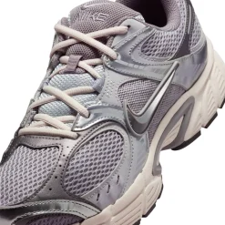Nike V5 RNR Sneakers Grijs Zilver