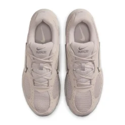 Nike V5 RNR Sneakers Lichtbruin Grijs Zilvergrijs