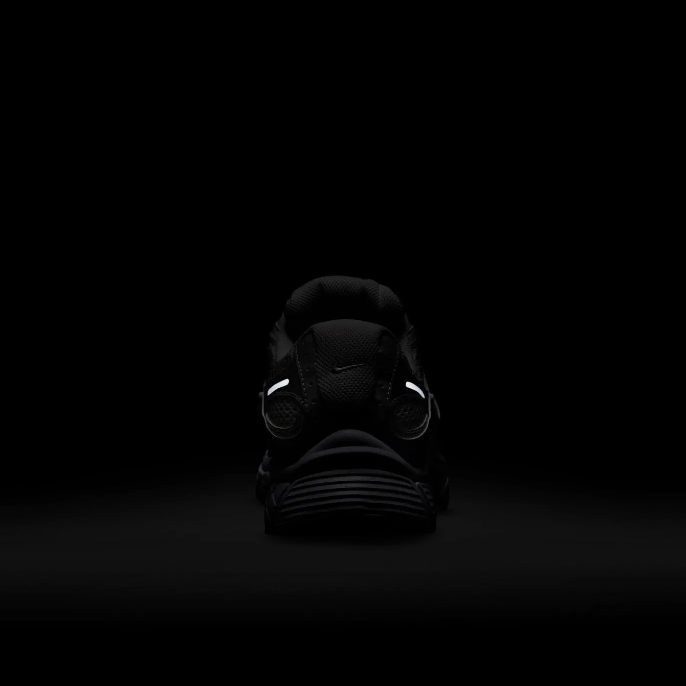 Nike V5 RNR Sneakers Wit