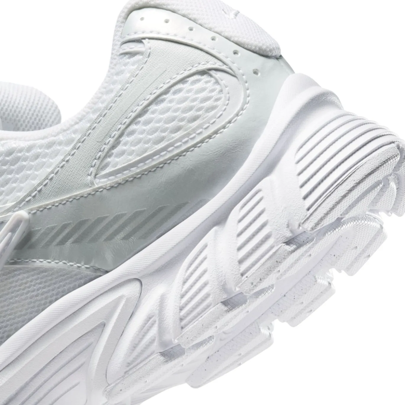 Nike V5 RNR Sneakers Wit