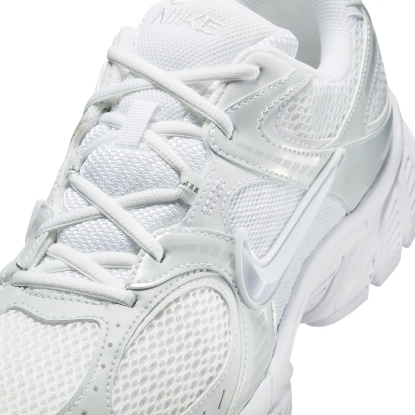 Nike V5 RNR Sneakers Wit