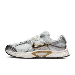 Nike V5 RNR Sneakers Wit Grijs Beige