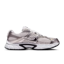 Nike V5 RNR Sneakers Wit Zilver Zwart