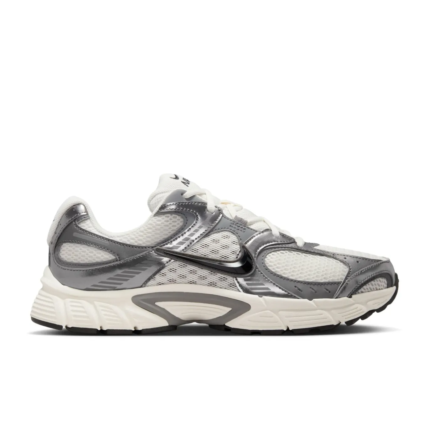 Nike V5 RNR Sneakers Wit Zilvergrijs Zwart