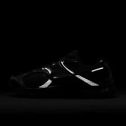 Nike V5 RNR Sneakers Zwart