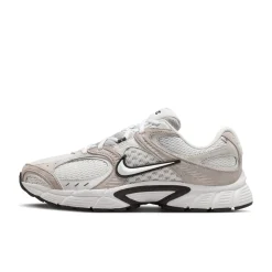 Nike V5 RNR Suède Sneakers Wit Zwart Wit Beige