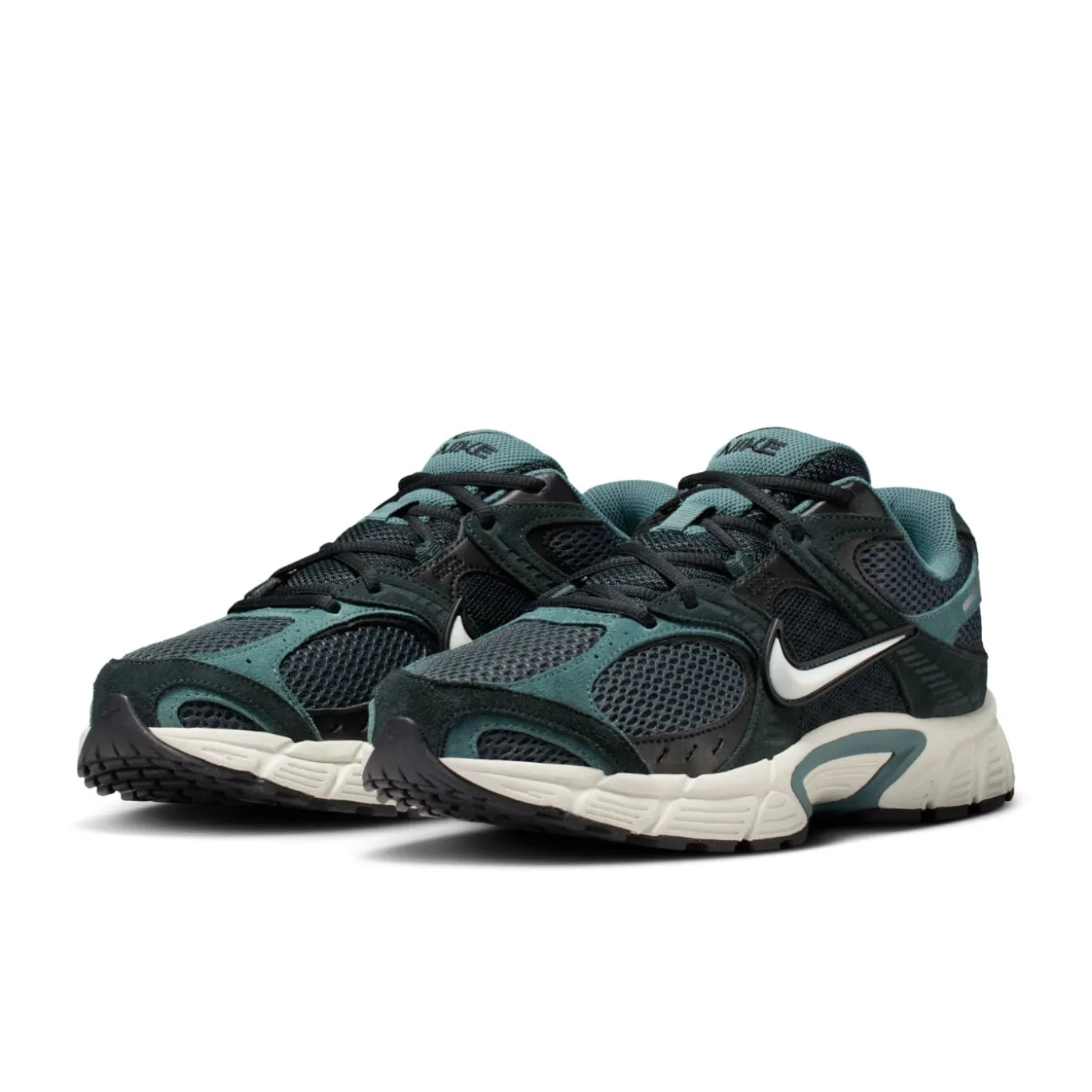 Nike V5 RNR Suede Sneakers Zwart Groen Aura Mineral Slate Wit