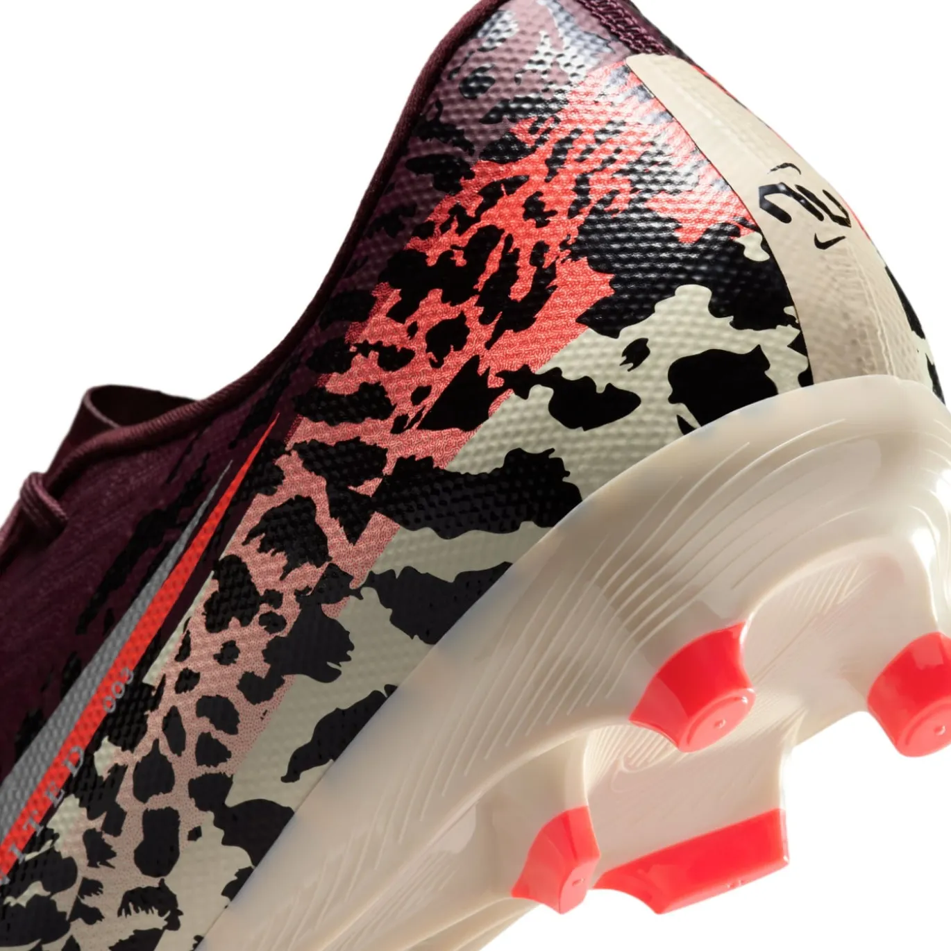 Nike Zoom Mercurial Vapor 16 Academy Gras / Kunstgras Voetbalschoenen (MG) Bordeauxrood Zilver Oranje