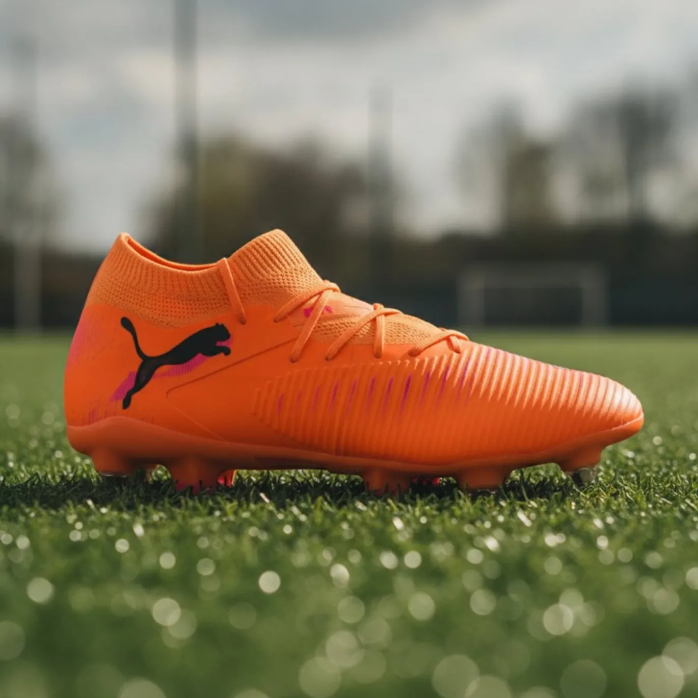 PUMA Future 8 Match IJzeren-Nop Voetbalschoenen (SG) Oranje Roze Zwart