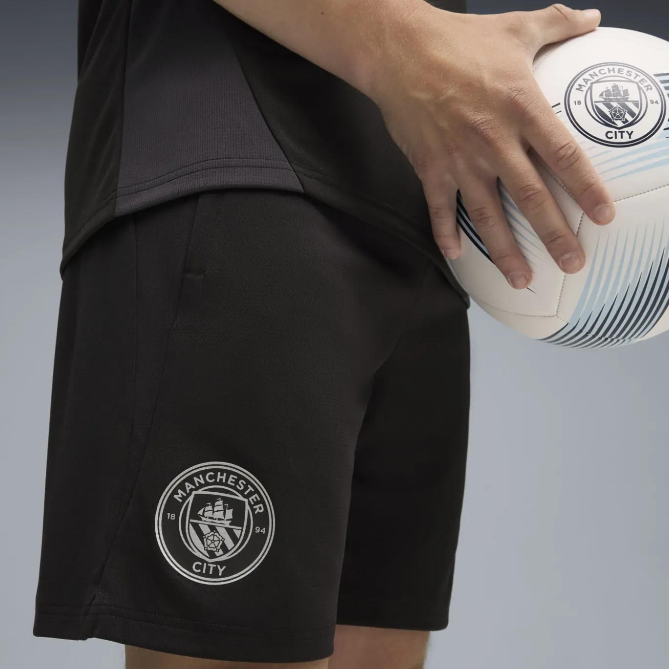 PUMA Manchester City Trainingsset 2025-2026 Zwart Zilver